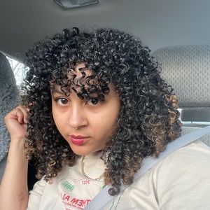 Meet your Posher, Tallas